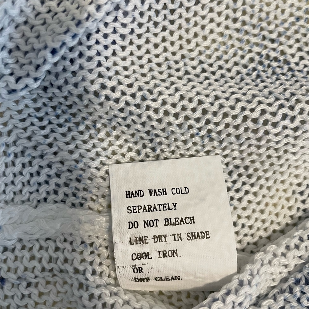 Luisa Ricci Floral Knit Sweater, Size L, Blue & White, Dolman Sleeves. - Picture 5 of 8